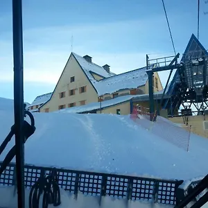 Nuria Xanascat Auberge de jeunesse